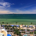 هتل رویال کروز (A-ONE The Royal Cruise Hotel) یکی از هتل های محبوب چهار ستاره پاتایا است و در مقابل ساحل پاتایا واقع شده است.